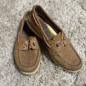 Sperry Topsiders size 8